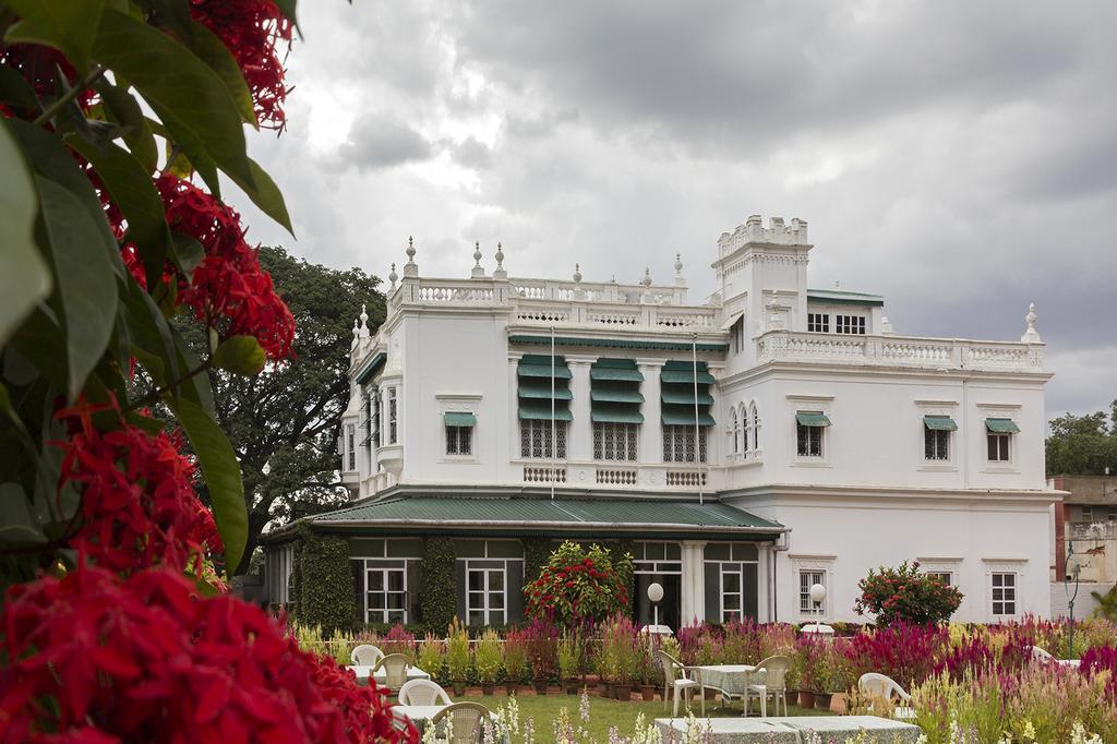 The Green Hotel Mysuru Zewnętrze zdjęcie