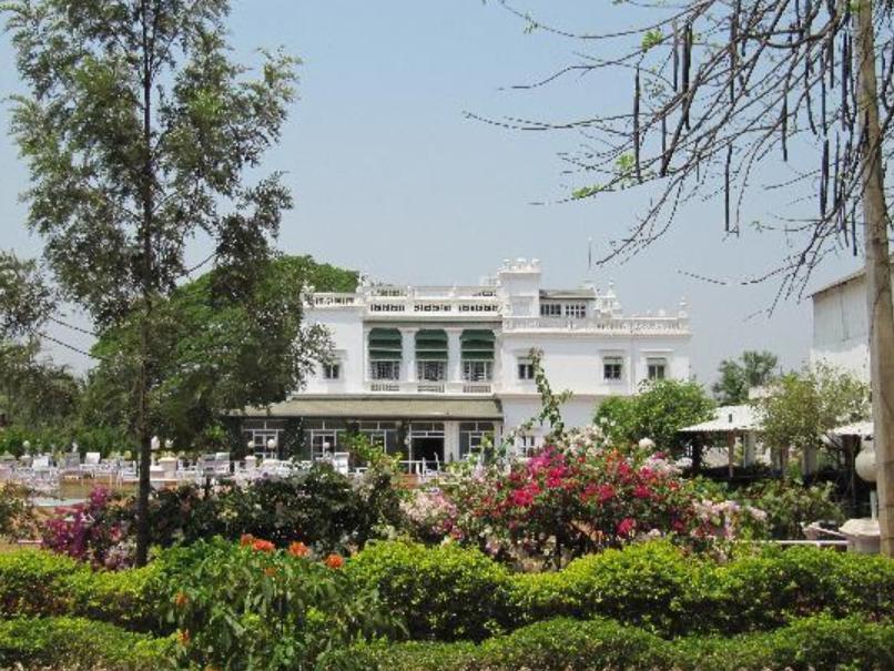 The Green Hotel Mysuru Zewnętrze zdjęcie